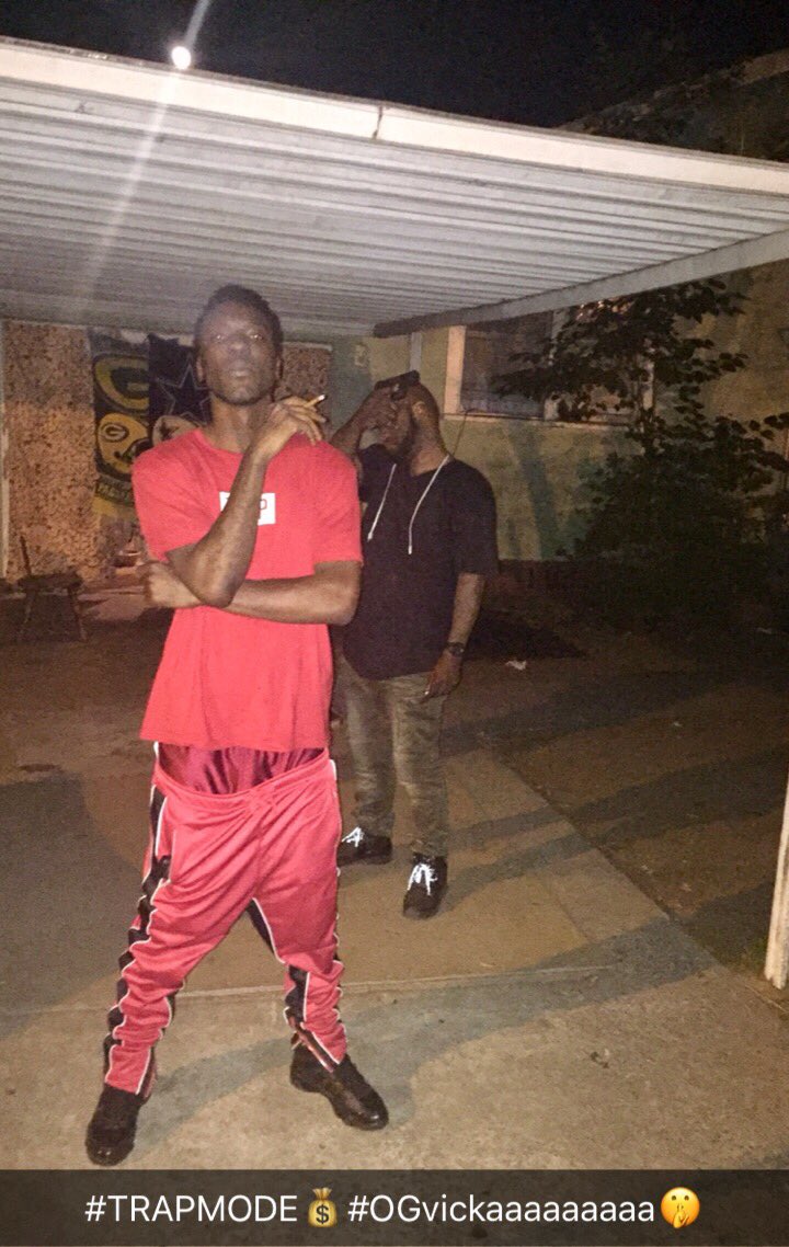 itsLoBitch1's tweet image. #TRAPMODE💰#OGvickaaaaaaaaa🤫