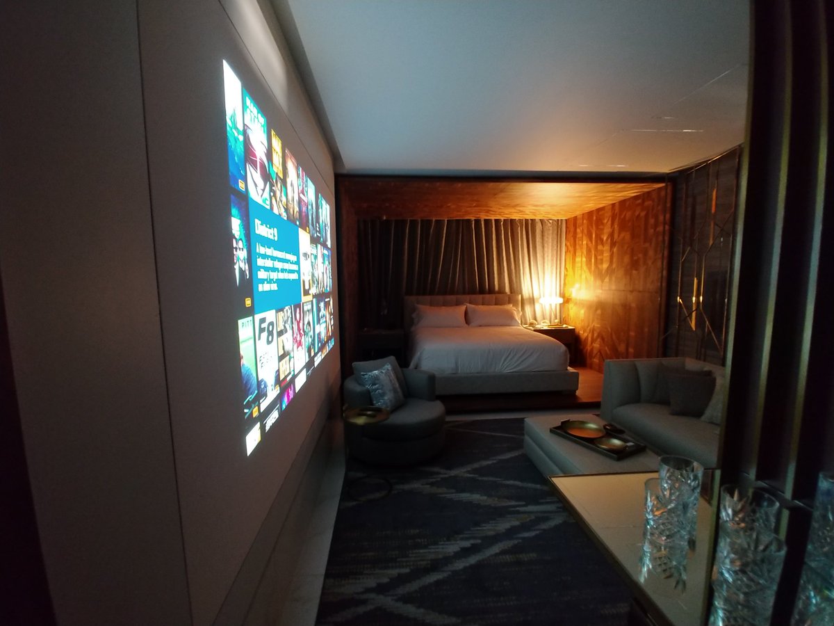 Barco_Resi's tweet photo. If we can create this experience in Toronto Design Firm Chapi Chapo's winning #design for an experiential luxury hotel room for @HiltonHotels #HiltonTheBox built at @hdexposhow imagine what we can do in luxury apartments! @MeridianAudio @DT_Screens @kaleidescape @PixelgenDesign https://t.co/CAnmLP5TXx