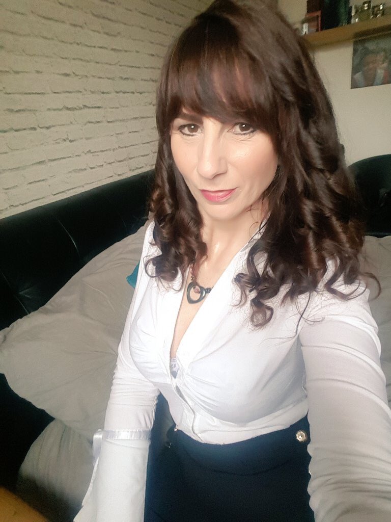gaheath63's tweet photo. #TerrificThursday= @Tonilace69
⬇️
#ModelAdultActress
#SelfieQueen
#GreatSites
#AgeDefyingBeauty
#TopTease
#FollowRetweet
🔴NOT TO BE MISSED🔴 https://t.co/W119ZvEnG1
