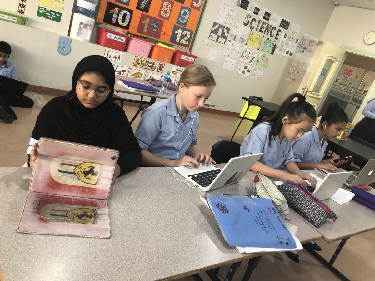 AIS_Grade6's tweet photo. Observations on our mould investigations are going well as are our scientific reports #AISmiddleschool #AISscience https://t.co/9wEA1whkSr