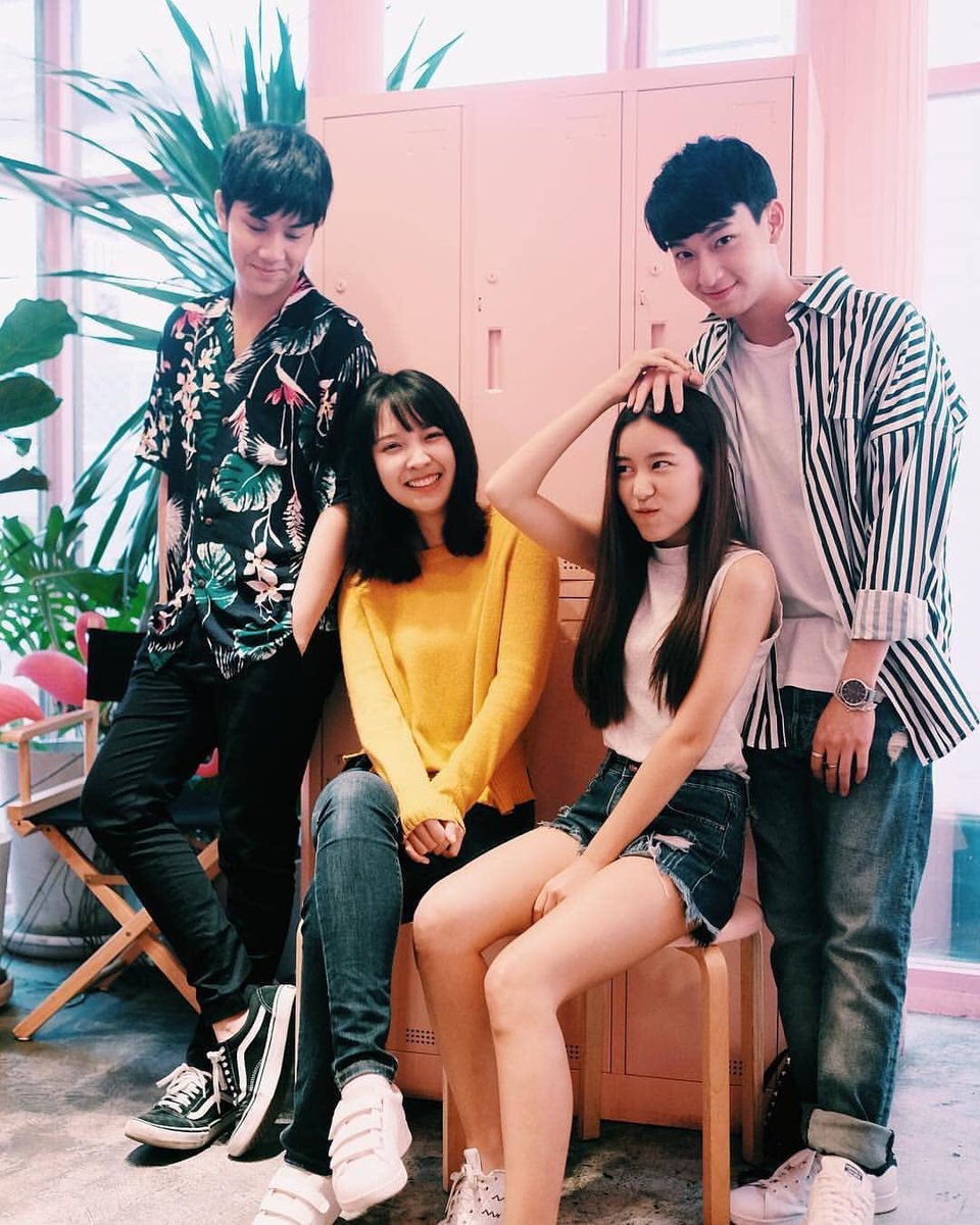 วันนี้EP.4 EP.สุดท้ายแล้วน๊า มารอดูกันว่าบทสรุปส่งท้ายของ 
YOUniverse จักรวาลเธอ จะเป็นอย่างไร อย่าลืมติดตามเวลา 18.00น. และรับชมได้ทาง Facebook, LINE TV, YouTube : GMMTV
#YOUniverseจักรวาลเธอ #GMMTV
#ชิม่อนไงจะใครหล่ะ #ชิม่อนไซซี <a href="/Chimonac/">ชิม่อนไงจะใครหล่ะ🙈</a>