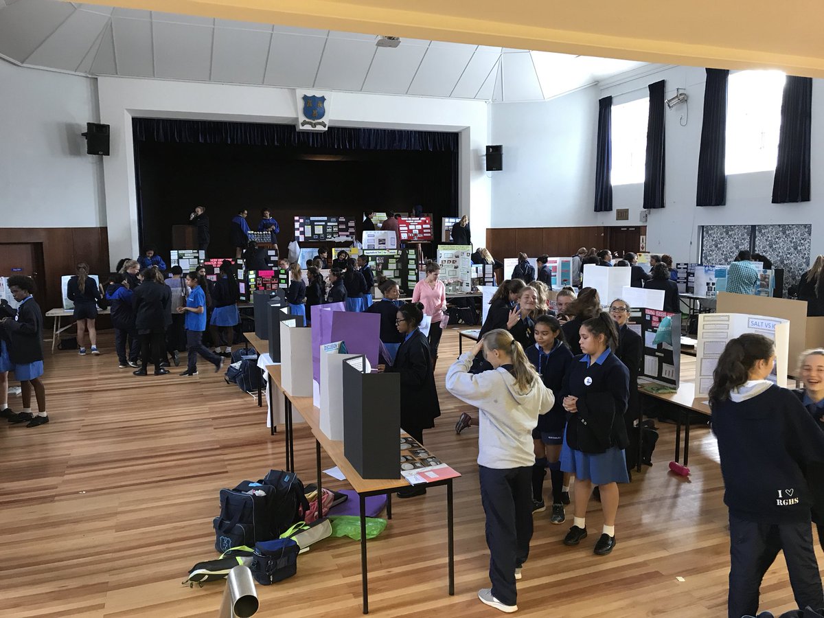 RGHSTechtips's tweet photo. Some amazing displays @RustenburgGirls science expo #science #creative https://t.co/Tzo4ZSNf1G