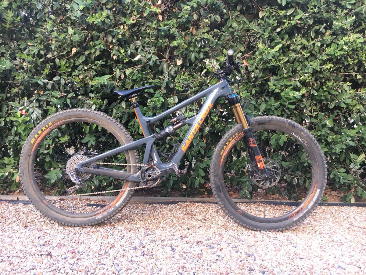 _RushSports_'s tweet photo. We're stoked to hear what Multiple SA Champ Gary Barnard says about his @santacruzbikes #HighTowerLT
"This is the bike I dreamt about since I started riding in 1989. One bike that I can do everything on; XC, Trail, Enduro, DH ✊"
Keep on shredding Gary!
#WERIDE
📷: @ewaldsadie https://t.co/OiB71Sr5Mn