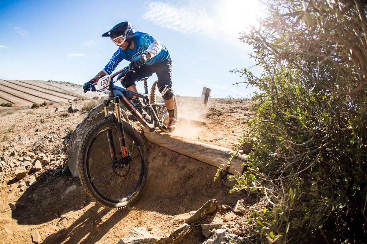 _RushSports_'s tweet photo. We're stoked to hear what Multiple SA Champ Gary Barnard says about his @santacruzbikes #HighTowerLT
"This is the bike I dreamt about since I started riding in 1989. One bike that I can do everything on; XC, Trail, Enduro, DH ✊"
Keep on shredding Gary!
#WERIDE
📷: @ewaldsadie https://t.co/OiB71Sr5Mn