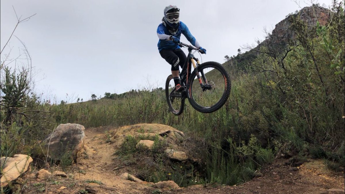 _RushSports_'s tweet photo. We're stoked to hear what Multiple SA Champ Gary Barnard says about his @santacruzbikes #HighTowerLT
"This is the bike I dreamt about since I started riding in 1989. One bike that I can do everything on; XC, Trail, Enduro, DH ✊"
Keep on shredding Gary!
#WERIDE
📷: @ewaldsadie https://t.co/OiB71Sr5Mn