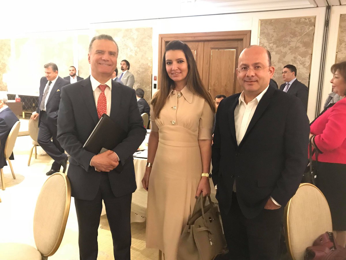 EY_Jordan's tweet photo. صورة جماعية لشركاء في إرنست ويونغ: بشر بكر الشريك المسؤول في الأردن والعراق، سمر عبيد الشريك، ورئيس قسم التقييم وتصميم الأعمال لمنطقة الشرق الأوسط وشمال أفريقيا وعلي سمارة الشريك المسؤول عن الخدمات الضريبية للأردن والعراق.
#EYJordan https://t.co/bigZdhItaV