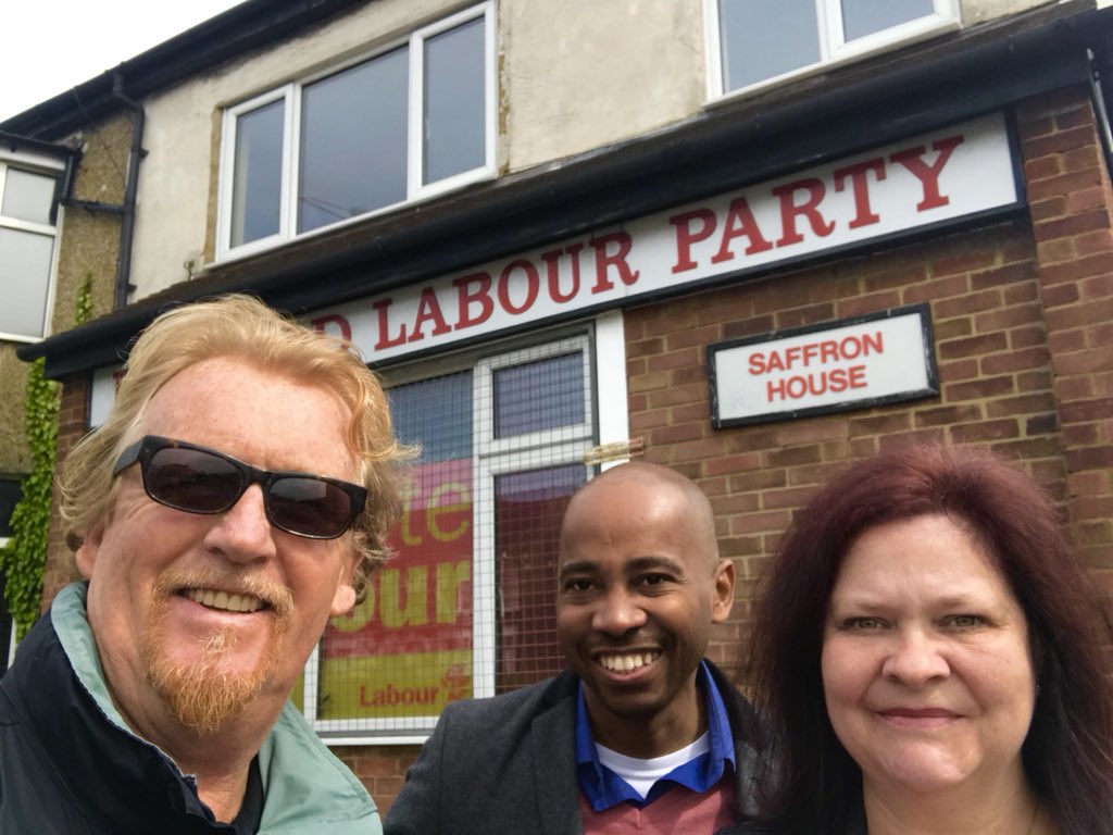 Election Day. Doing our best to turn Romford red. #HaveringDeservesBetter #VoteLabour3May #ChangeIsComing #Havering