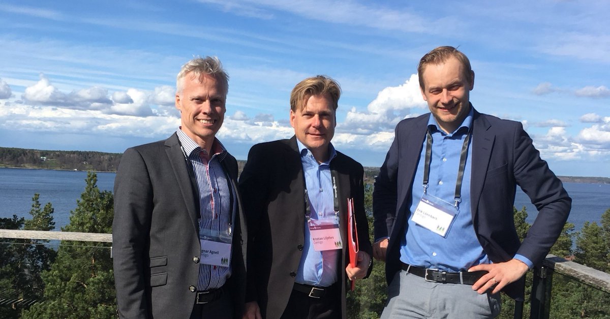Centigo's tweet photo. Förra veckan träffade Ragnar Agnell, @KristianLiljef1 och @ErikLnnbark nya och gamla bekanta på #Strategitorget. Tack för alla spännande samtal! Vill du fortsätta att hålla kontakten? Hör av dig till någon av oss eller anmäl dig till vårt nyhetsbrev: https://t.co/SbUMoqWZF6 https://t.co/KXMTZ1cVb5