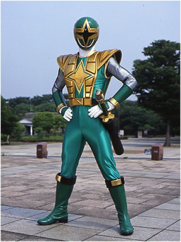 忍風戦隊ハリケンジャー」シュリケンジャー。その正体は不明だが噂では