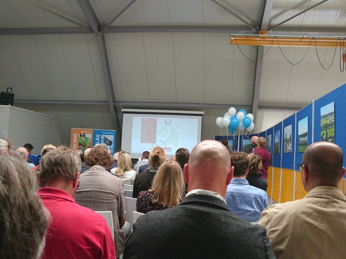 Blauwe Vlag voor 123 Nederlandse jachthavens. Veel HISWA havens hebben het weer goed voor elkaar. Extra inspanningen beloond met groene wimpel. Gefeliciteerd!