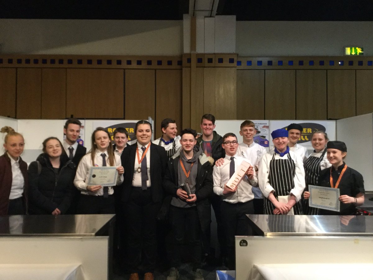 LCCFoodAndDrink's tweet photo. Fabulous day @NectaChef Really proud of all our students #timetoshine 🏅🏅🏅🏅🏅🏅🏅🏅 @frontofhouselcc @ChefTutorLCC https://t.co/D8YNd26bbU