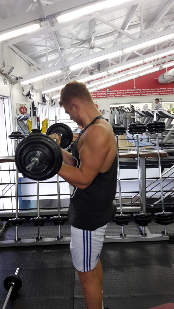 CFC_Shaun's tweet photo. Like a blacksmith hitting hot metal; so you are being molded when it burns! #activelifestyle #health #FitnessMotivation #HammerNutition #howihammer #ProperPreperationPreventsPoorPerformance https://t.co/RSKJyvO9RF