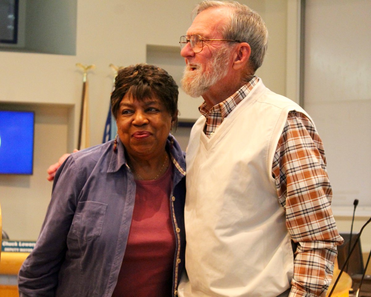 OPLfriends's tweet photo. Thank You Oceanside Public Library Volunteers 

Volunteers make a difference! Just a few hours a week at the Library helps enrich your community.

Join the team! Volunteers must be age 14 or older. Training provided. Contact Library volunteer coordinator Cheri Noel (760) 435-5564 https://t.co/sfQmVwt9aI