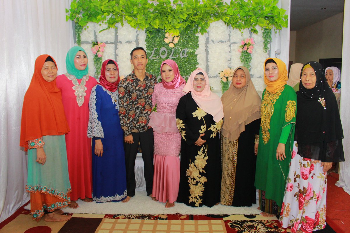 AflolaAyu's tweet photo. Myfam's❤❤❤ https://t.co/Pf0eFvyCMj