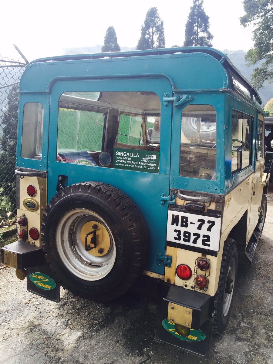 ShapurK's tweet photo. #LandRover70Years ; our rides for the day; a lightweight and a Discovery; both are dynamite off road https://t.co/D1ny24jl5W