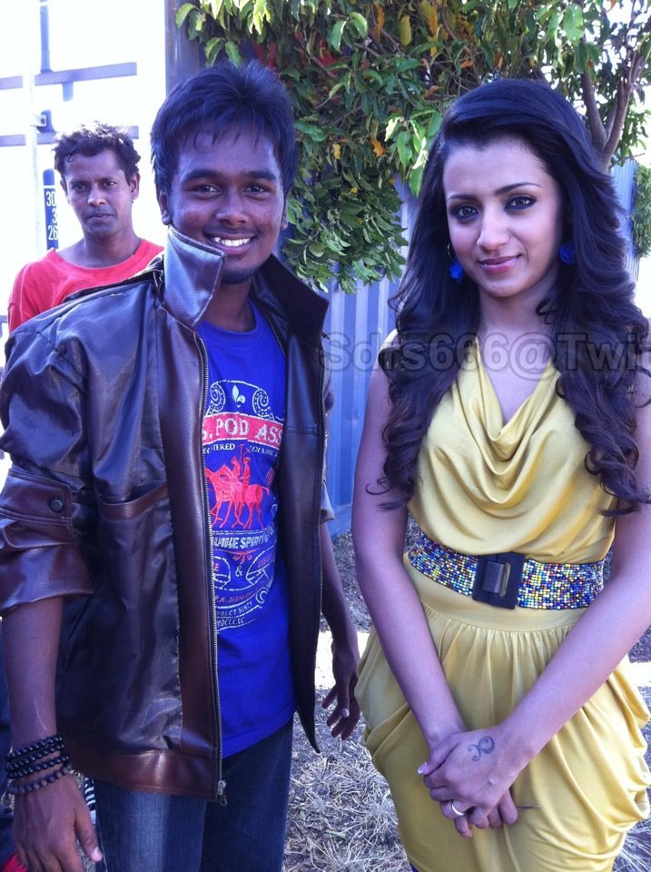 DcQFOA6VAAA2fyk?format=jpg&name=medium