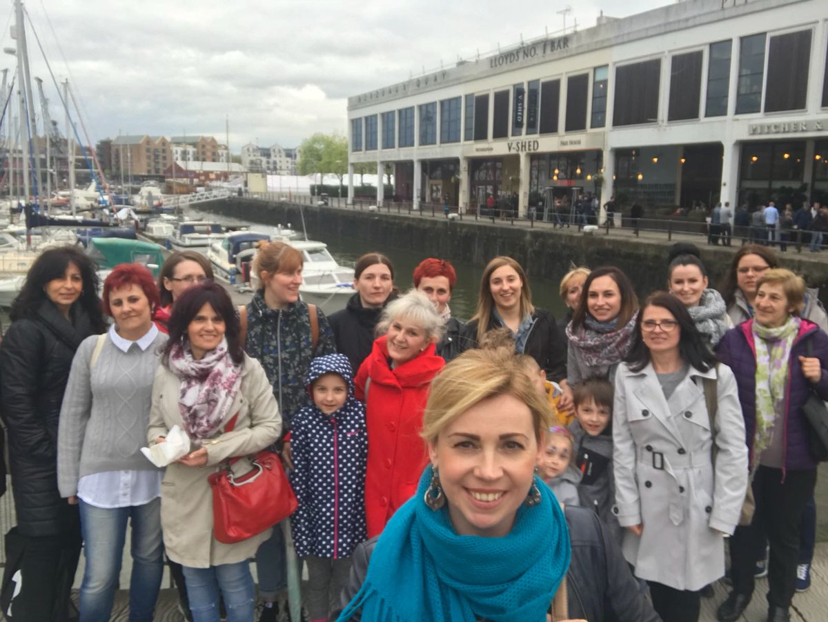 Congrats to our HSK team who achieved the highest score in the area South West and Wales Solus for their cleanliness score and 5.4 above target last year - achieveing First Place 🥇they were rewarded and celebrated it <a href="/Lisalawson1Lisa/">Lisa Lawson</a> <a href="/MKochanskaVerd3/">MKochanska Verdeiro</a> <a href="/SWWalesSolus/">#500PImiles</a> <a href="/Lauraloolooo/">Laura Tait</a>