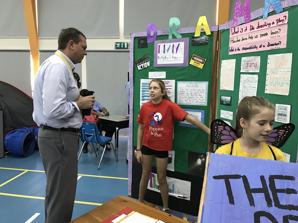UbunifuLab's tweet photo. @mrmarkhardeman enjoying @istafrica Grade 5 student presentations #istpypx #istafricalearns #IBPYP #flightnavigation https://t.co/uKgjst2Jyw