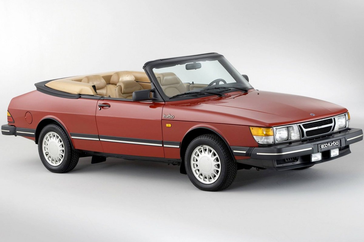 YoungtimerEvent's tweet photo. Saab 900 Turbo: met recht kandidaat voor onze #turbothursday! Live te zien op 27 mei. Welke young classic neem jij mee? Laat het weten bij je reservering via https://t.co/XtgxweeUyp https://t.co/XR4Lds2ECh