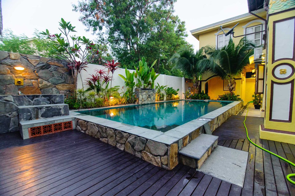 تويتر Letsgoholidaymy على تويتر 3 Najad Bungalow Located At Taman Kenanga Melaka 20 Pax Https T Co Xei27zzecn 4 Canaan House Located At Klebang Melaka 5 Pax Https T Co 2y7fdhu0h7 Https T Co Fl22timtgi