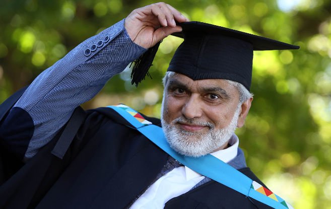 UKZN's tweet photo. Mr Muhammad Reza Ebrahim, Masters Graduate Explores Potential Contribution of Rumi’s Work to Adult Education.

Read more: https://t.co/Btb2zafkve 
#UKZNgrad2018 https://t.co/kRLEYYgEMF
