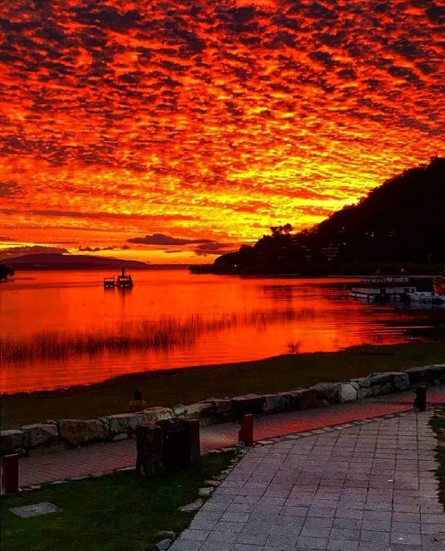 pollopucon's tweet photo. La Poza, Pucón Chile! 
CRISTIAN HERNÁNDEZ SCHMIDT
CONCEJAL DE PUCÓN. 
PUCÓN CON TODOS!
 Info: [f]  https://t.co/SqHJAZboJa 🐥💞👍🌋
[f] pollopucon / [i] @pollopucon
[t] @pollopucon / @puconcontodos
#puconcontodos #pollopucon #concejaldepucon #pucon  #hernandezconcejaldepucon #p… https://t.co/hF4KbSkFPg