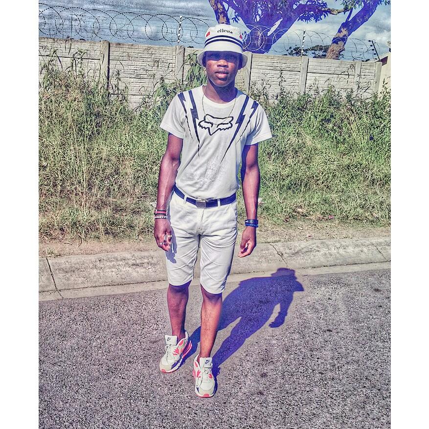 Manelis56507472's tweet photo. New music is on the way Fam
#Frustrated
#Manesh https://t.co/JzUQzCx5Z3