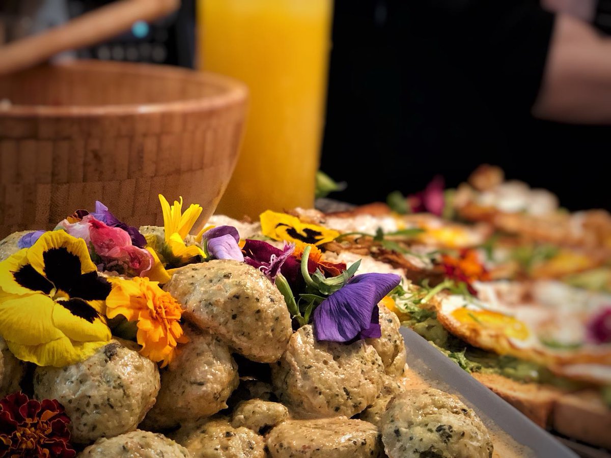 SandieMarkle's tweet photo. @SideChefApp Team 3 up this week for Office Cooking Challenge using recipes all from SideChef app! Theme: The Vibrant Colors of #Spring. #teambonding #workforfood #edibleflowers #avocadotoast #agaragar #springrolls #glutenfree #dairyfree #kosher https://t.co/QKiOsMsHzf