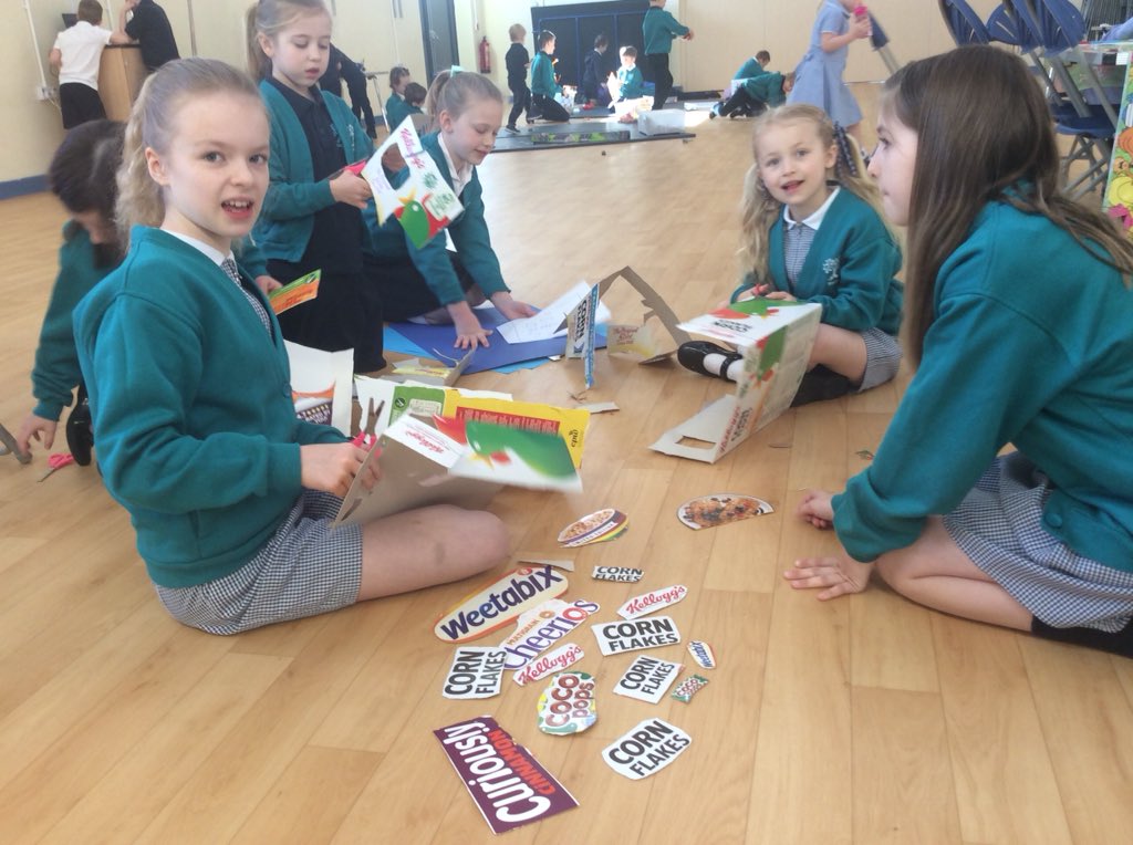 staynorHprimary's tweet image. We have started cutting up cereal boxes in Breakfast Club. Watch this space to see what we create....#breakfastcereals #creativeboxes #Kellogg’s #Nestle @eboractrust