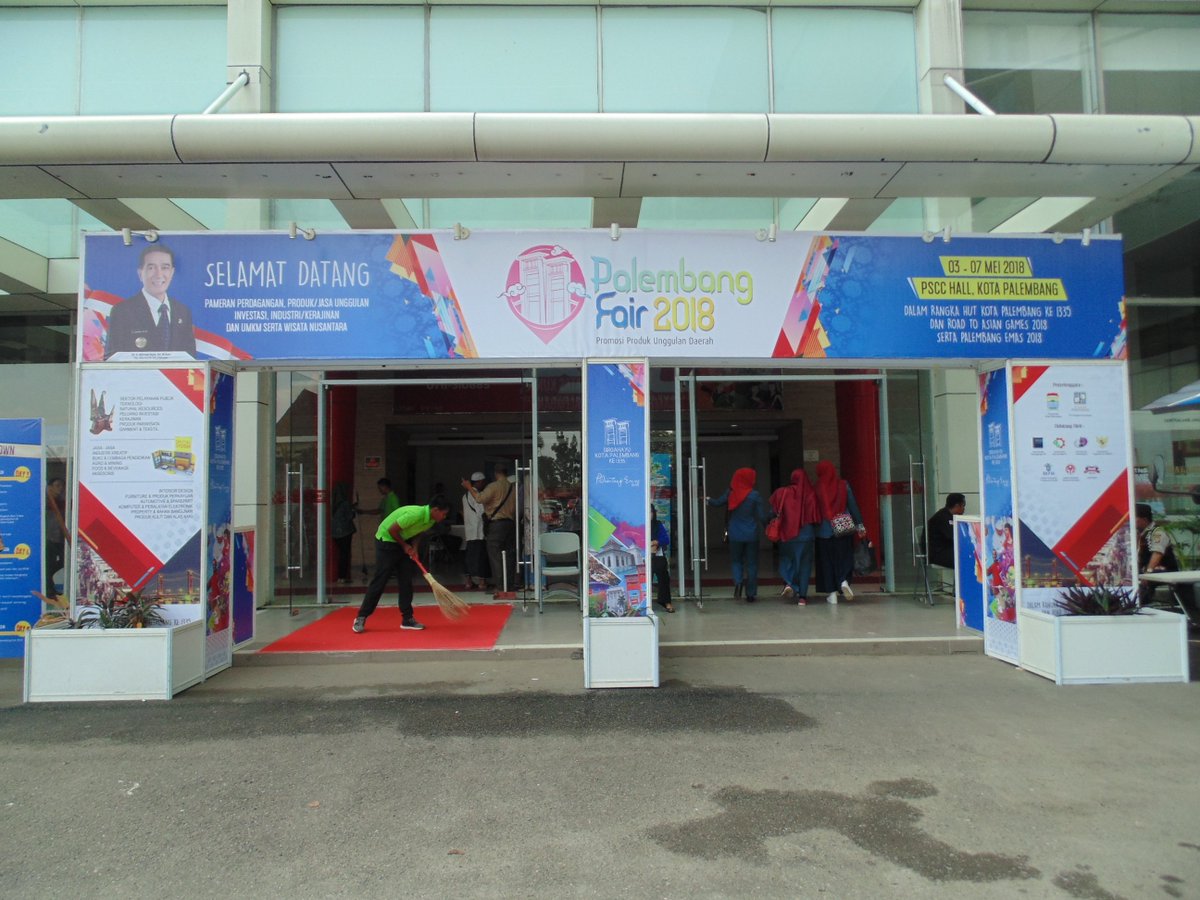 Palembang Fair 2018 Day 1 at PSCC Hall .. come visit us!
.
.
.
Urban City Hall
.
.
.
#pscc #psccpalembang #psccvenue #psccliveevent #palembangevent #palembangvenue #event #liveevent #expo #palembangfair2018