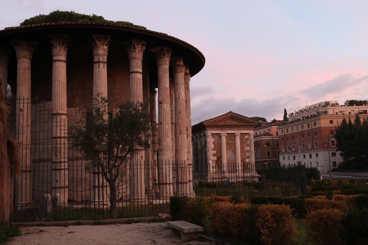 Alba o tramonto? Sempre stupenda #Roma #RomeIsUs