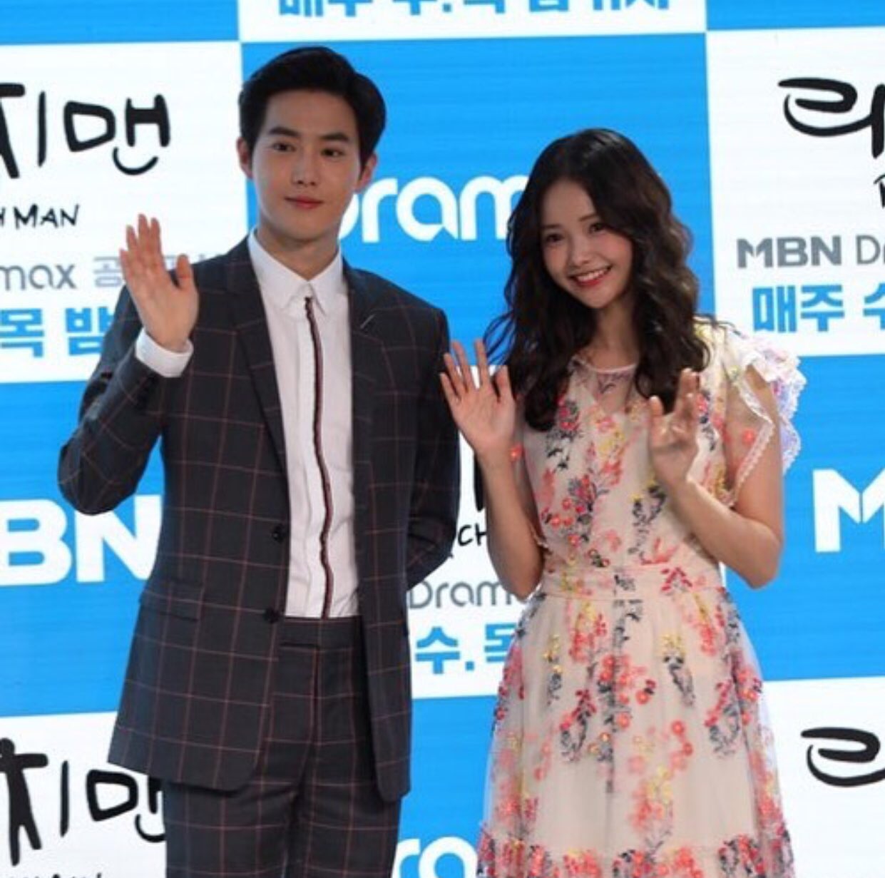 DcQW2sZX4AABawq.jpg:large