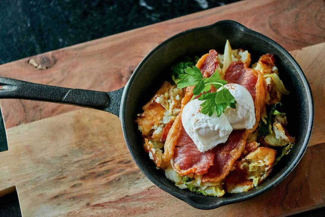 CinnabarOldStv's tweet image. A Cinnabar Kitchen Breakfast FAVOURITE...

Bubble and Squeak, Bacon and Poached Eggs 🍽😍🍽😍🍽😍 

Brunch is served until 12pm weekdays and 1pm at weekends 

Reservations: 01438340202 / ow.ly/E5Bg30jNRwB 

#breakfastkitchen #favouritefood #foodheaven #breakfastenvy