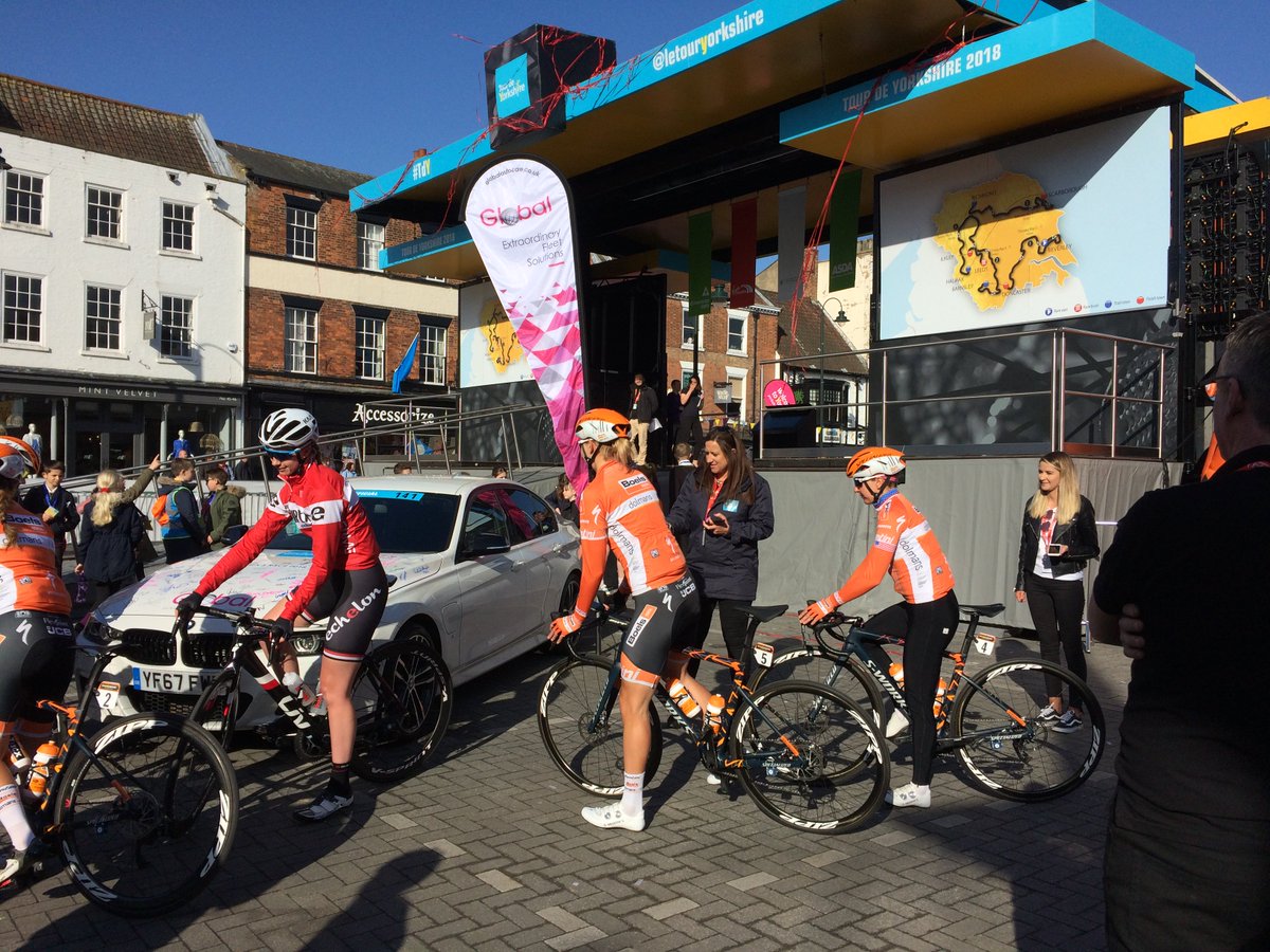 drtimallison's tweet photo. At start of Tour de Yorkshire in sunny Beverley #cycleforlifeph https://t.co/xH6m8Ug4ns