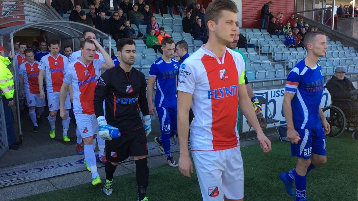 De bekerfinale tussen <a href="/SVURK1/">S.V.URK 1</a> en <a href="/flevoboys/">Flevo Boys</a> wordt op 9 mei rechtstreeks bij ons uitgezonden op televisie. Ook op radio zal de wedstrijd in samenwerking met <a href="/UrkFM/">Publ. Omroep Urk FM</a> live worden uitgezonden.