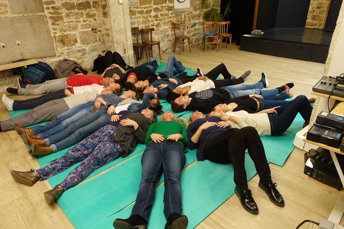 Le Complexe Café-Théâtre :) tweet media