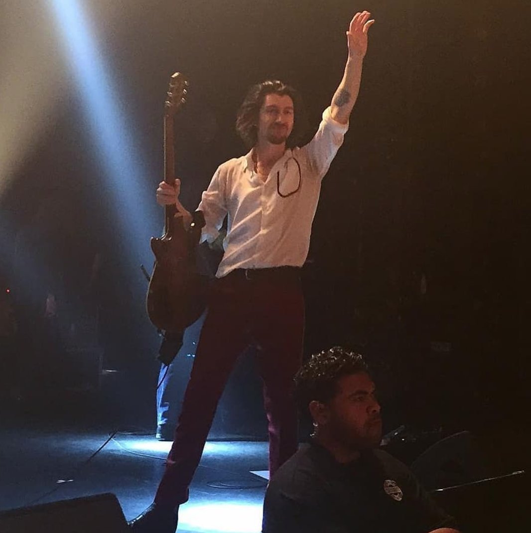Ayer noche #ArcticMonkeys interpretaron 4 temas nuevos de "Tranquility Base Hotel + Casino" en San Diego. Escúchalos -> bit.ly/2Ia8iDq Actuarán en <a href="/madcoolfestival/">Mad Cool Festival</a> y <a href="/Primavera_Sound/">Primavera Sound</a>