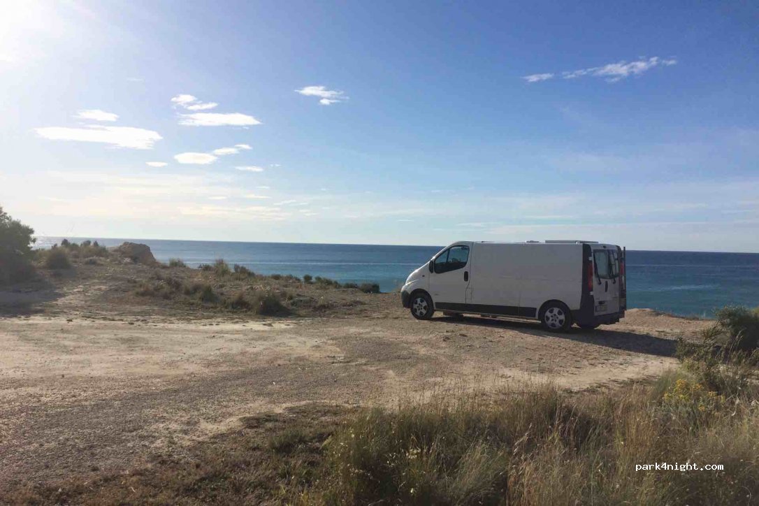 Un spot en Espagne ⛰️🏖️🌴👌
park4night.com/lieu/75363/lie…
#park4night #Spain #Espagne #beach #view #travel #nature #campingcar #campervan #camper #motorhome #autocaravanas #vanlife #vanlifer #worldismygarden #van #explorer #wildlife #roadtrip #holidays