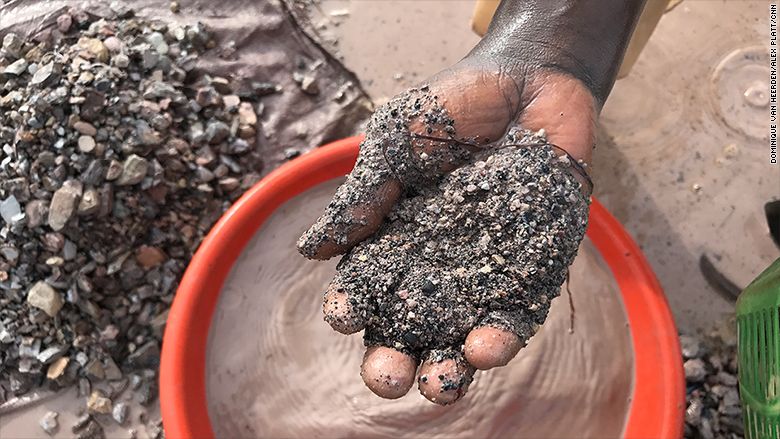 CNN Investigation: Daimler promises to audit cobalt supply 'to the mine' buff.ly/2KuPWM0