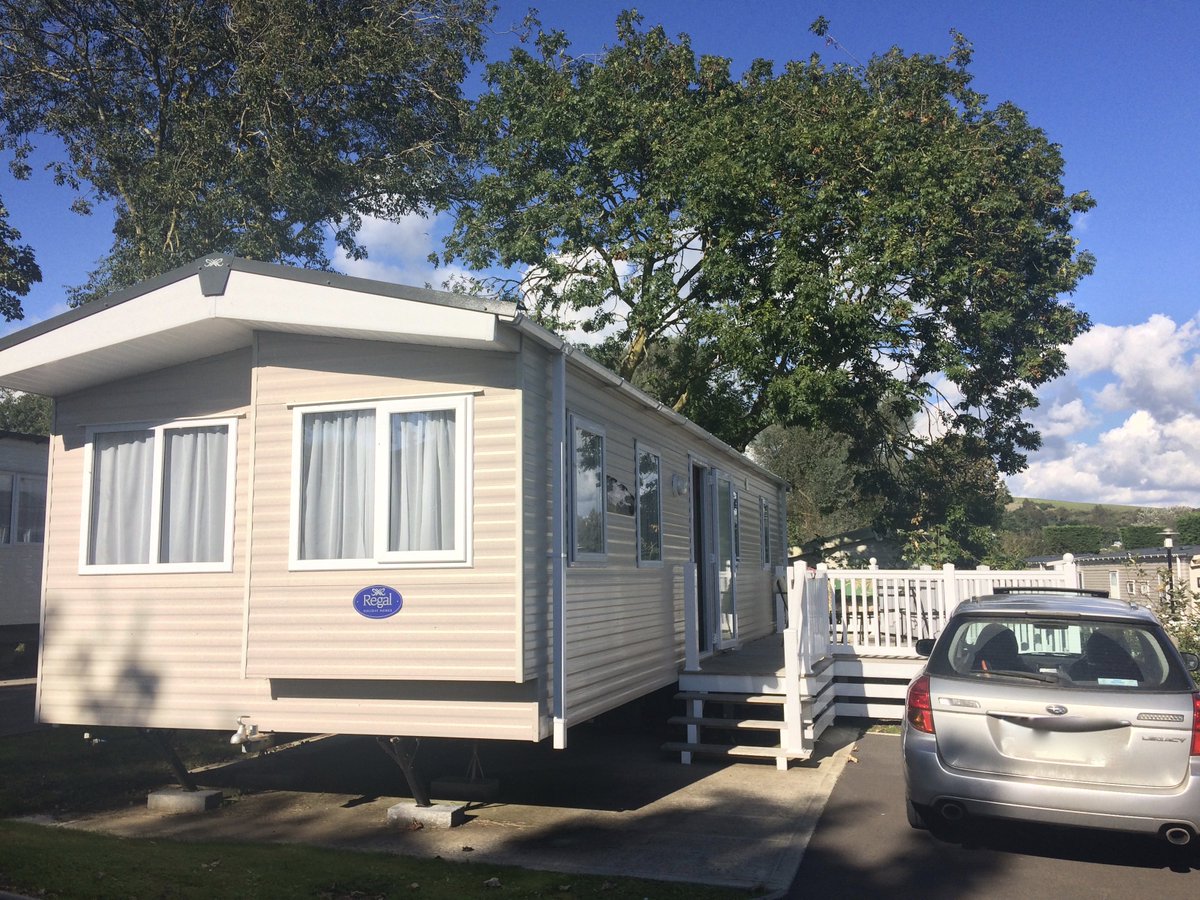 dog friendly static caravan holidays