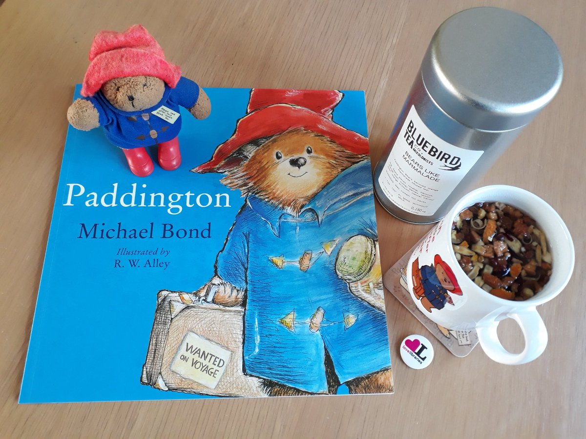 Here's our 'Book & Drink' @GuildfordLib for day 3 of your #SpringLibraryChallenge 🐻
Our favourite book with our favourite tea in our favourite mug :-)
#Paddington #O2Surprise #BirdAndBlendTeaCo
@HarperCollinsCh @BirdandBlendTea @O2