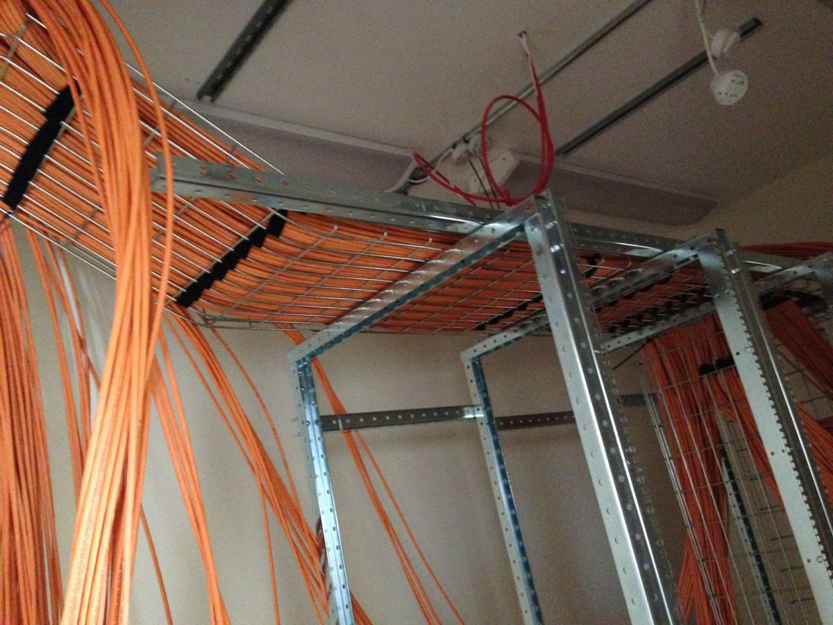 SceptreNet's tweet image. Good progress being made - 300 x CAT6a FFTP Commscope data outlets being installed @CommScope #RunsOnCommScope
