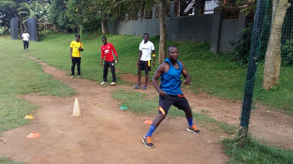 Soroti_Cricket's tweet photo. Soroti blazers training in preparation to face Karago CC on Saturday at Kyambogo University Oval.#SCA https://t.co/FzU8b4bb0N