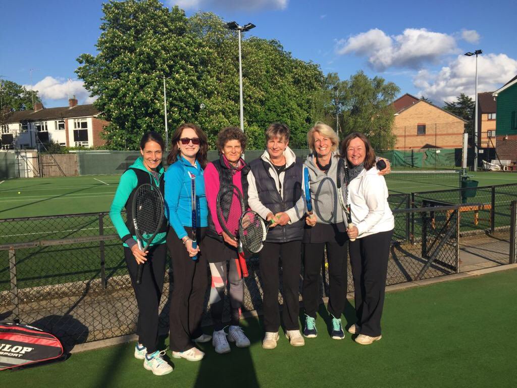 Our Ladies Second team preparing before their first match of the season last night against Enfield ! #northlondontennis