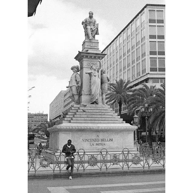 Milanza_Photo's tweet photo. Statues. Catania, Italy.
#italy #blackandwhitefilm #catania #thenetherlands #35mmfilm #leicaphotographer #leica #leicaphotography #streetlife #streetphotography #shotonfilm #onfilm #filmisnotdead #filmphotography #streetphotographer #buyfilmnotmegapixels… https://t.co/KxI2LhMh60 https://t.co/S2vkMvXsbE