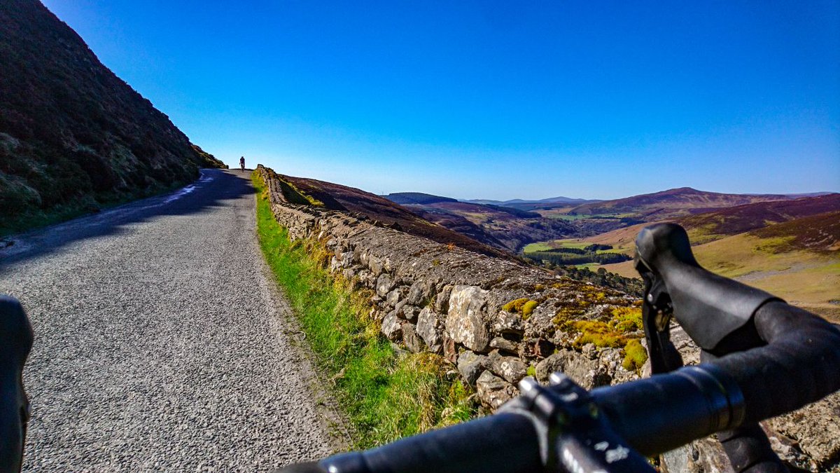 Heading for the hills. 🚴🏻
#Training #Triathlon