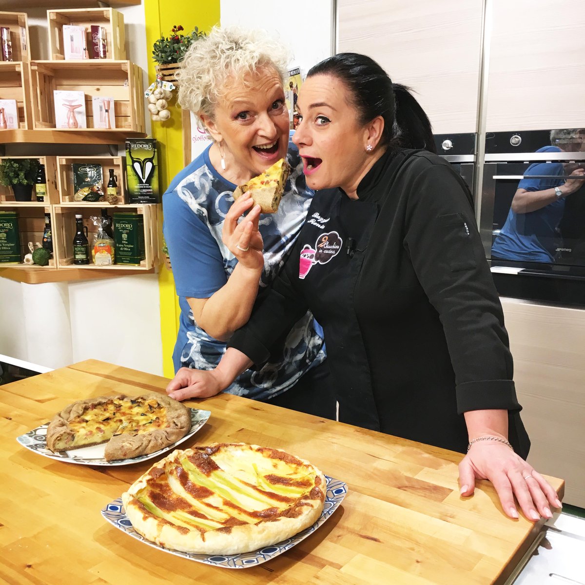😄Am, pappa buonaaaa 😋. Oggi #crostata di #porri e #tortasalata #melanzane e #provola... davvero buonissime ❤️😋. 
#goldenchef #cena #yummy #foodie #cooking #lunch #cibo #gnam #homemade  #ilovefood #pranzo #cucina #foodart #tasty  #delicious  #cucinaitaliana #dinner #eating