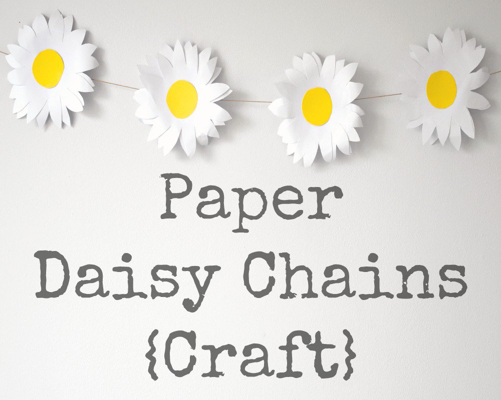WhimsicalMamaUK's tweet photo. Paper Daisy Chains! A cute, easy to make flower garland (Perfect for #Spring!) https://t.co/dhZRlFbmcA @bloggersspace @femalebloggerrt @grlpowrchat #flowergarland #springmakes https://t.co/0ManpwGNo1