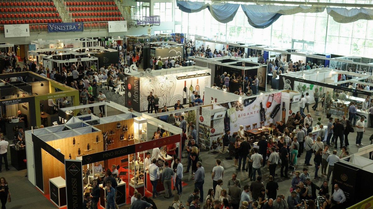 agoracomhr's tweet photo. Visiting 25th #Vinistra 2018. in Poreč from May 11-13th? Here’s a list of this year’s gold medal awarded winemakers of #Malvazija, #Teran and #Muškat : https://t.co/MhwtG2t8mc
#Istria #winelover #chef #gourmet #travelblogger https://t.co/849vpl83pz