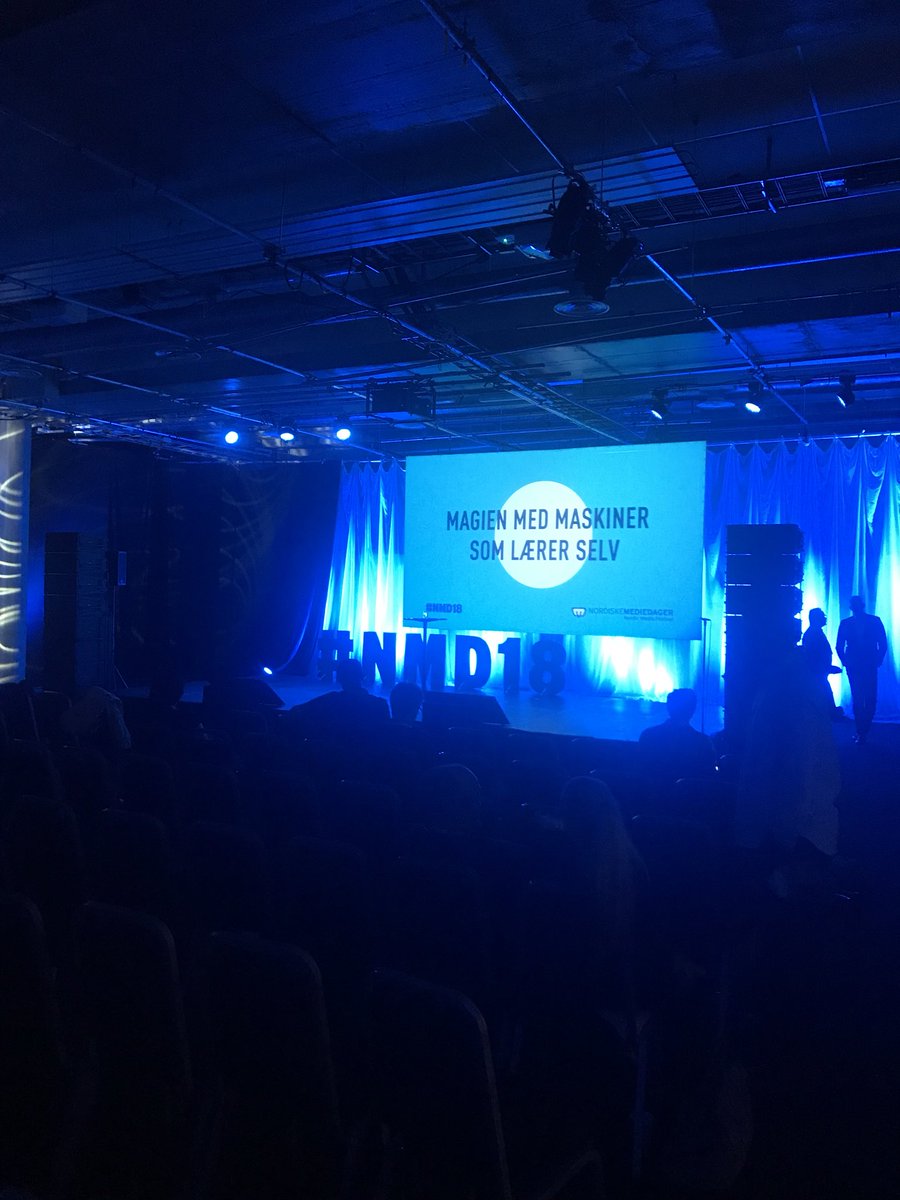 thomasfle's tweet photo. Google og magien med maskiner som lærer selv. Bra #nmd18 designarbeid av #knowitExperience https://t.co/YvoeIV9Z7X